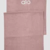 Grounded No-Slip Towel - Smoky Quartz 1 Grounded No-Slip Towel - Smoky Quartz -ALO ACTIVEWEAR SALE A0029U 02512 b1 a1