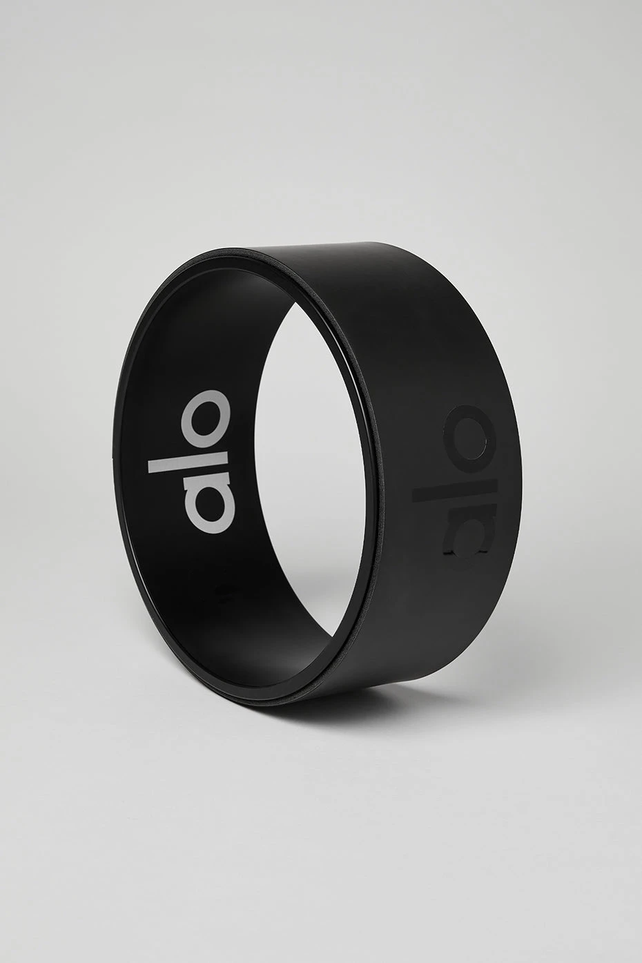 Bend It Yoga Wheel - Black 3 Bend It Yoga Wheel - Black