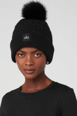Cable Knit Beanie - Black -ALO ACTIVEWEAR SALE A0405U 01 b1 a1 m100