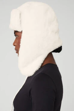 Faux Fur Polar Hat - Ivory -ALO ACTIVEWEAR SALE A0416U 03299 b1 s1 a2 1 m100 01eea4ef 8b5e 4383 9c8d 131c2c4fe10b