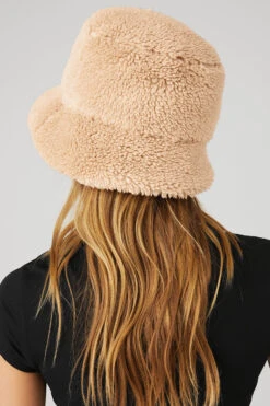 Foxy Sherpa Bucket Hat - Camel -ALO ACTIVEWEAR SALE A0461U 01660 b1 a2 m89