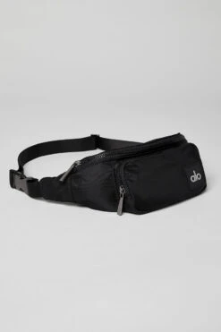 Explorer Fanny Pack - Black -ALO ACTIVEWEAR SALE A0465U 01 b1 a2 2 fd2b5463 fbc9 47f2 ad1e 191a0badb8b1