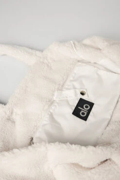 Foxy Sherpa Tote - Ivory 10 Foxy Sherpa Tote - Ivory -ALO ACTIVEWEAR SALE A0466U 03299 b1 a4 2