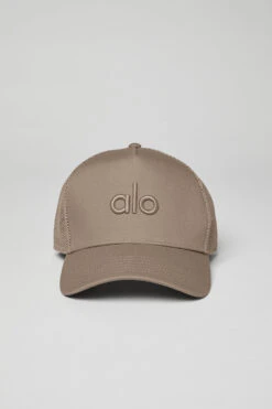 District Trucker Hat - Gravel -ALO ACTIVEWEAR SALE A0467U 01347 b1 s1 a1 617d6dc1 2306 4917 8eed 897668d11b07