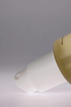 Magnesium Reset Spray -ALO ACTIVEWEAR SALE B2012F 0001 b1 a4