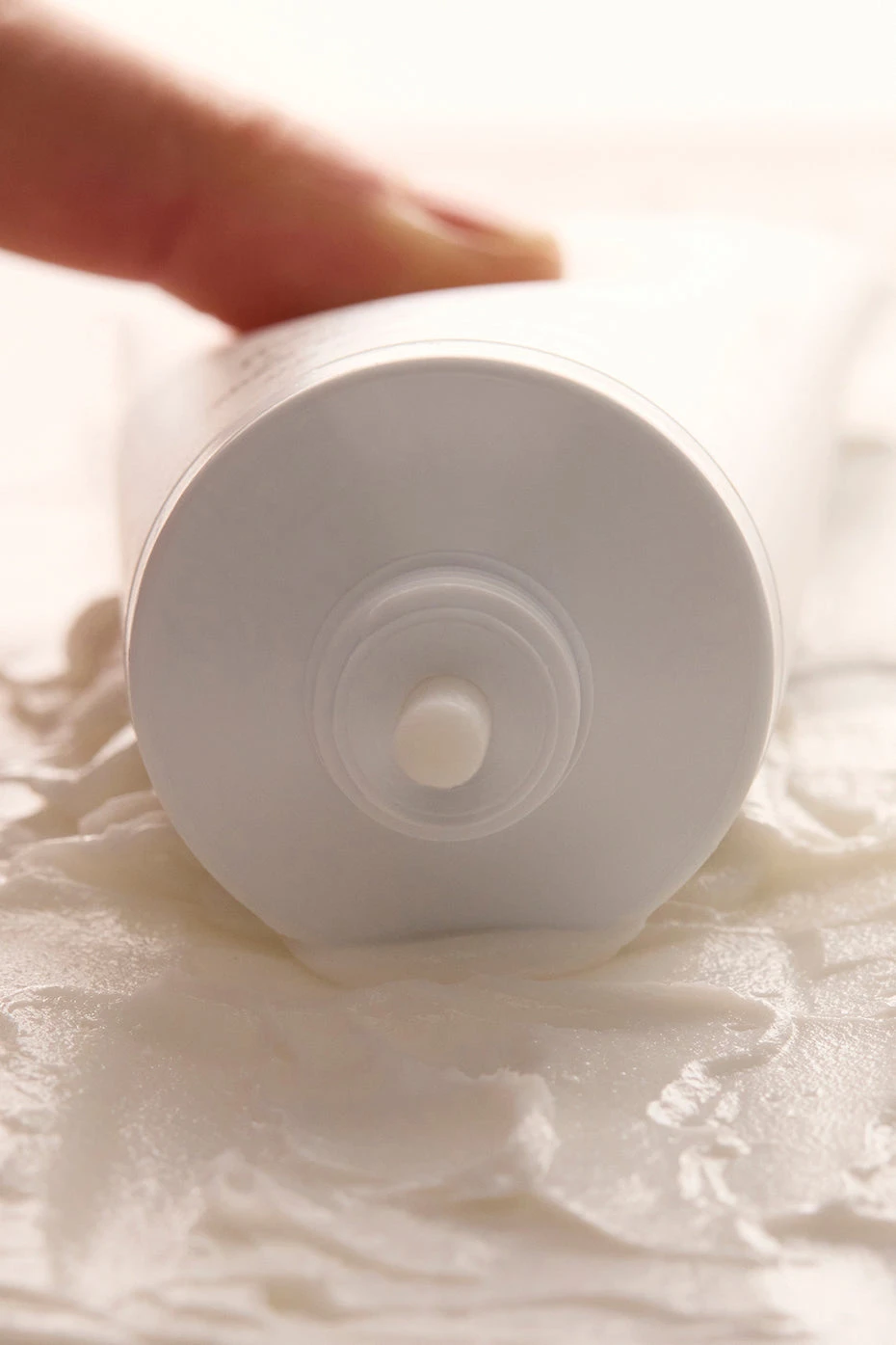 Restorative Hand Cream 5 Restorative Hand Cream - Image 3