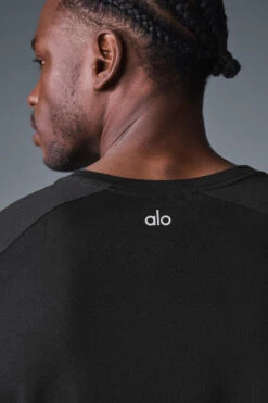 Triumph Raglan Tee - Black 11 Triumph Raglan Tee - Black -ALO ACTIVEWEAR SALE M1133R 01 b1 s1 a5 1 m221