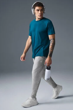 Triumph Raglan Tee - Eclipse Blue -ALO ACTIVEWEAR SALE M1133R 05600 b1 s1 a4 1 m214