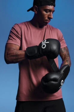 Conquer Reform Crewneck Short Sleeve - Burgundy Truffle 11 Conquer Reform Crewneck Short Sleeve - Burgundy Truffle -ALO ACTIVEWEAR SALE M1205R 05815 b2 s1 a1 1 m208