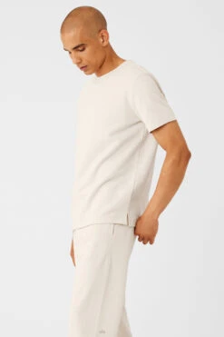 Chill Short Sleeve - Bone -ALO ACTIVEWEAR SALE M1221R 03042 b1 s3 a2 1 m154 e0e9fbcb 9838 4206 b088 837c2d2da0bb