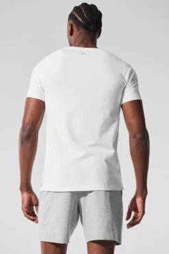 Alo Vapor Crewneck Short Sleeve - White 8 Alo Vapor Crewneck Short Sleeve - White -ALO ACTIVEWEAR SALE M1228R 00 b1 s1 a2 1 m221