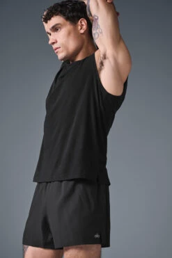 The Triumph Muscle Tank - Black -ALO ACTIVEWEAR SALE M2033R 01 b1 s1 a3 1 m214