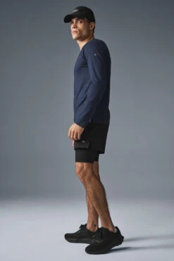 Triumph Long Sleeve Tee - Navy -ALO ACTIVEWEAR SALE M3079R 03842 b1 s1 a4 1 m214