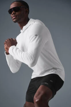 Conquer Reform Long Sleeve With Hood - White -ALO ACTIVEWEAR SALE M3181R 00 b1 s1 a3 1 m221