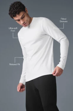 Conquer Reform Crewneck Long Sleeve - White 7 Conquer Reform Crewneck Long Sleeve - White -ALO ACTIVEWEAR SALE M3181R 00 b1 s1 ai 1 m214
