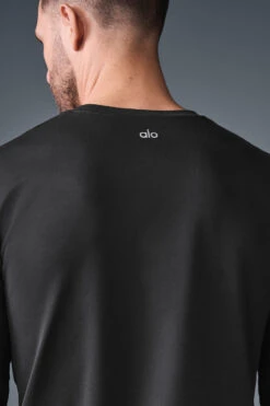 Conquer Reform Crewneck Long Sleeve - Black -ALO ACTIVEWEAR SALE M3181R 01 b1 s1 a4 1 m226