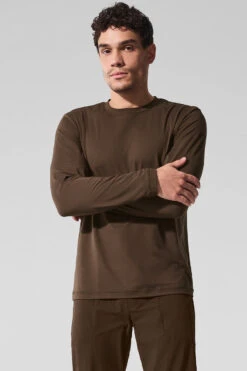 Conquer Reform Crewneck Long Sleeve - Espresso -ALO ACTIVEWEAR SALE M3181R 04064 b1 s1 a3 1 m214
