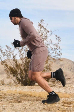 Conquer Reform Long Sleeve With Hood - Mushroom -ALO ACTIVEWEAR SALE M3199R 05498 b2 s1 a1 1 m220