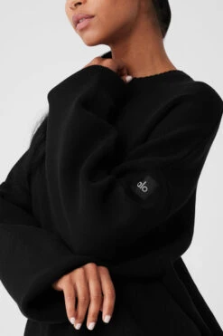 Scholar Crew Neck Sweater - Black -ALO ACTIVEWEAR SALE M3224R 01 b1 s1 a4 1 m18