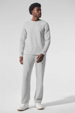 Elevate Waffle Long Sleeve Crew - Athletic Heather Grey 10 Elevate Waffle Long Sleeve Crew - Athletic Heather Grey -ALO ACTIVEWEAR SALE M3265R 02910 b1 s3 a3 m225