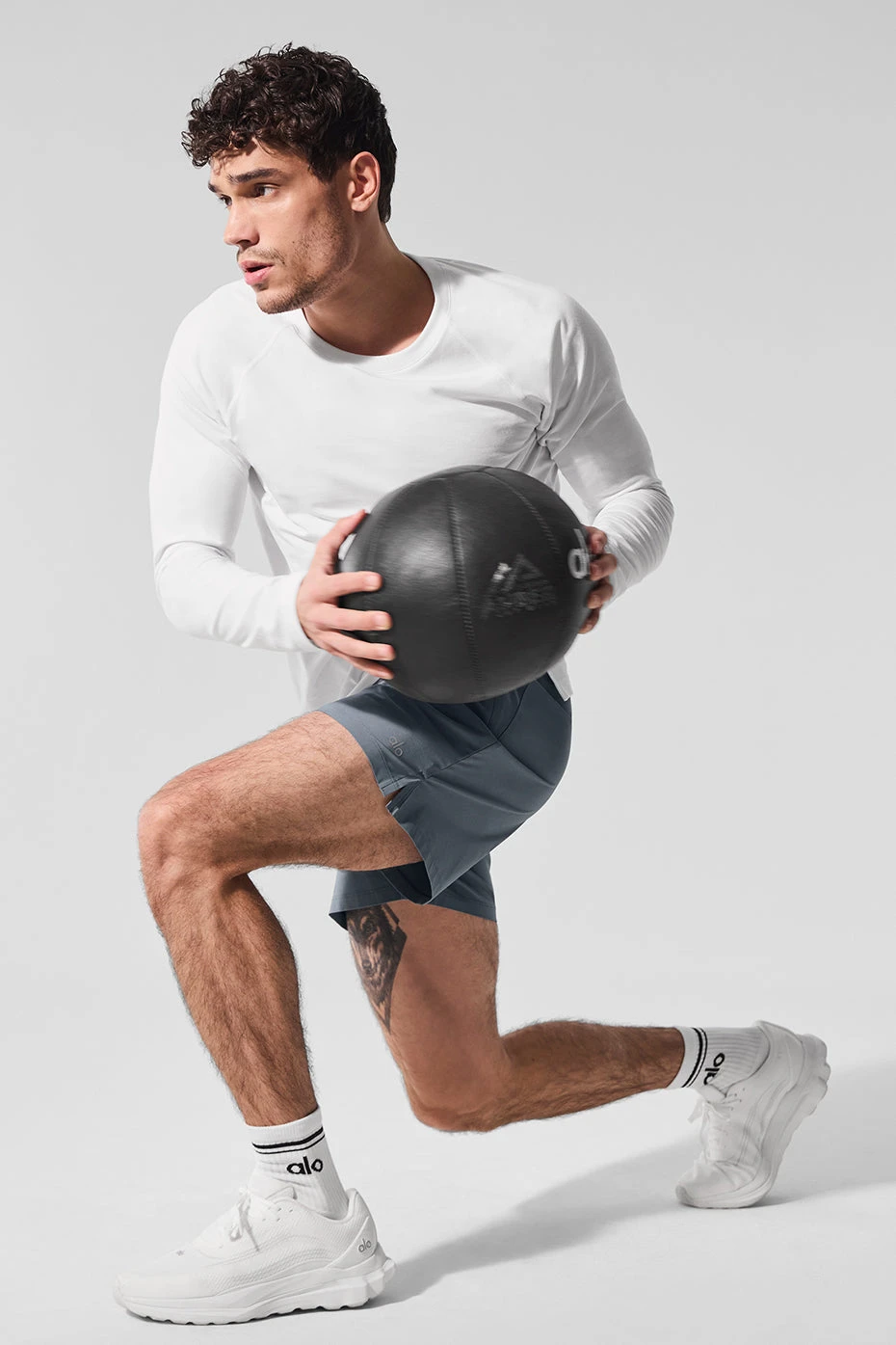 Alo Vapor Crewneck Long Sleeve - White 7 Alo Vapor Crewneck Long Sleeve - White - Image 5