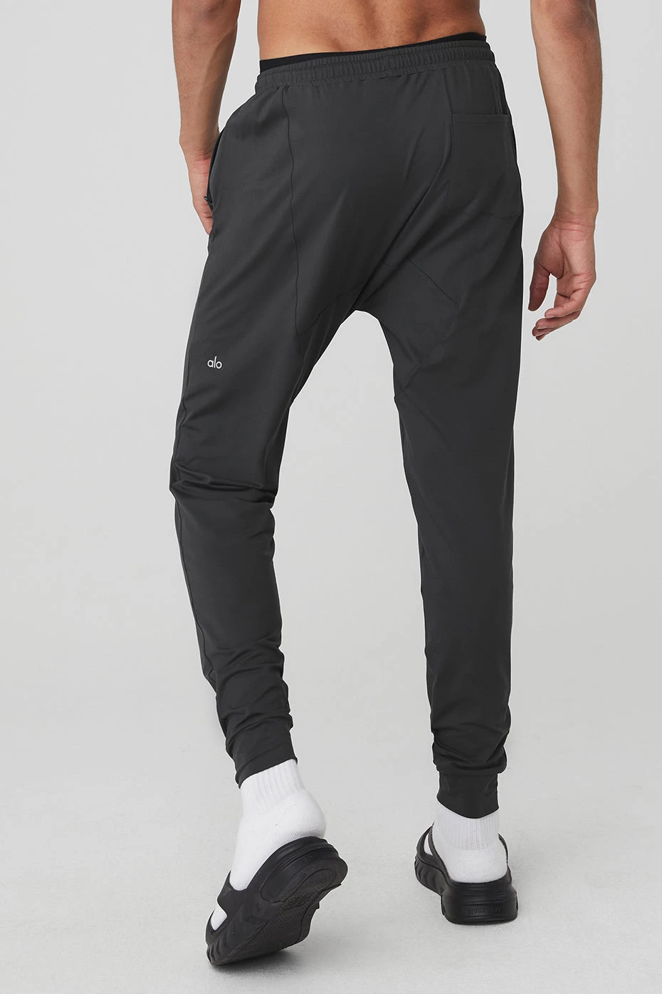 Conquer Revitalize Pant - Anthracite 4 Conquer Revitalize Pant - Anthracite - Image 2