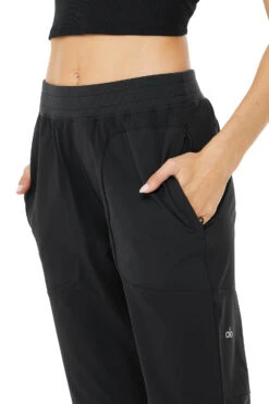 Co-Op Pant - Black -ALO ACTIVEWEAR SALE M5084R 01 b1 s1 a4 1 m78
