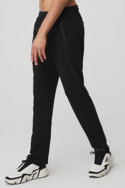 Nomadic Sweatpant - Black -ALO ACTIVEWEAR SALE M5107R 01 b1 s3 a2 1 m93