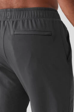 Conquer Pulse Pant - Anthracite 11 Conquer Pulse Pant - Anthracite -ALO ACTIVEWEAR SALE M5137R 02125 b1 s3 a5 1 m93