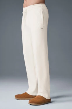 Scholar Straight Leg Sweatpant - Ivory -ALO ACTIVEWEAR SALE M5171R 03299 b1 s1 a3 1 m214