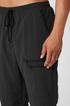 Takeaway Track Pant - Black -ALO ACTIVEWEAR SALE M5172R 01 b1 s3 a4 1 m154