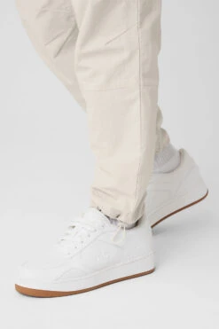 Takeaway Track Pant - Bone 10 Takeaway Track Pant - Bone -ALO ACTIVEWEAR SALE M5172R 03040 b1 s3 a4 1 m93