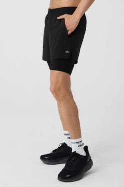 5" Revival 2-In-1 Short - Black/Black -ALO ACTIVEWEAR SALE M6114R 0101 b1 s3 a2 1 m108