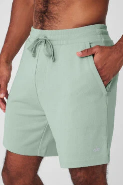 Chill Short - Icy Sage 9 Chill Short - Icy Sage -ALO ACTIVEWEAR SALE M6122R 05137 b1 s3 a4 1 m93