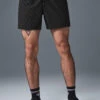 7'' Diamond Circuit Short - Black/Anthracite 2 7'' Diamond Circuit Short - Black/Anthracite -ALO ACTIVEWEAR SALE M6125R 02620 b1 s1 a1 1 m214