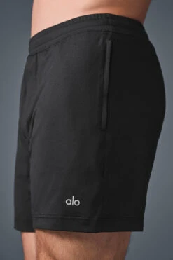 7" Conquer React Performance Short - Black -ALO ACTIVEWEAR SALE M6131R 01 b1 s1 a4 1 m214