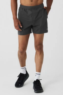 7" Conquer React Performance Short - Anthracite