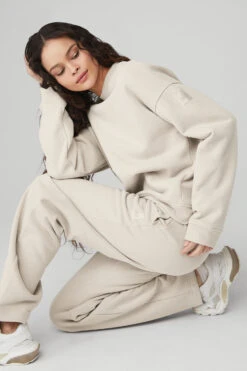 Renown Heavy Weight Crew Neck Pullover - Bone 18 Renown Heavy Weight Crew Neck Pullover - Bone -ALO ACTIVEWEAR SALE U3014R 03040 b1 s1 a2 2 m90