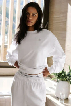 Accolade Crew Neck Pullover - White -ALO ACTIVEWEAR SALE U3031RG 00 b2 s1 a1 1 m18