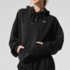 Accolade Hoodie - Black -ALO ACTIVEWEAR SALE U3031RG 01 b1 s1 a1 1 m91