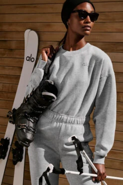 Accolade Crew Neck Pullover - Athletic Heather Grey 11 Accolade Crew Neck Pullover - Athletic Heather Grey -ALO ACTIVEWEAR SALE U3031RG 02910 b2 s1 a1 1 m189