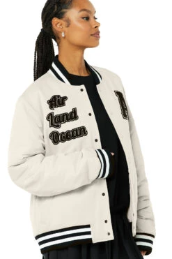 G.O.A.T Jacket - Bone 11 G.O.A.T Jacket - Bone -ALO ACTIVEWEAR SALE U4003R 03040 b1 s1 a4 1 m76