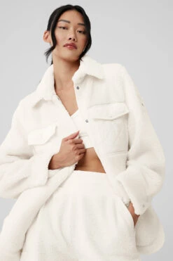 Sherpa Edge Shacket - Ivory 11 Sherpa Edge Shacket - Ivory -ALO ACTIVEWEAR SALE U4029R 03299 b1 s1 a5 1 m54