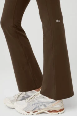 Airbrush High-Waist 7/8 Bootcut Legging - Espresso -ALO ACTIVEWEAR SALE W1119R 04064 b1 s1 a4 1 m54