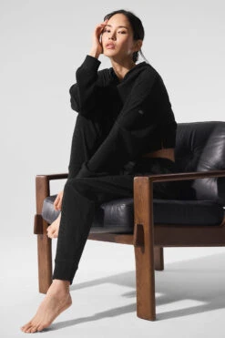 Muse Hoodie - Black 11 Muse Hoodie - Black -ALO ACTIVEWEAR SALE W3438R 01 b1 s1 a5 1 m191