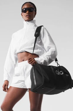 Cropped 1/4 Zip Alumni Pullover - White -ALO ACTIVEWEAR SALE W3660R 00 b1 s1 a4 1 m189