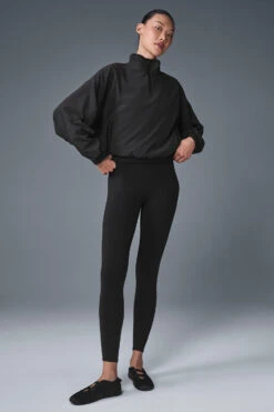 Cropped Elevation Coverup - Black -ALO ACTIVEWEAR SALE W3680R 01 b1 s1 a4 1 m54