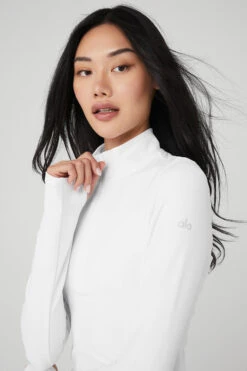 Alosoft 1/2 Zip Rapid Pullover - White -ALO ACTIVEWEAR SALE W3694R 00 b1 s1 a4 1 m54