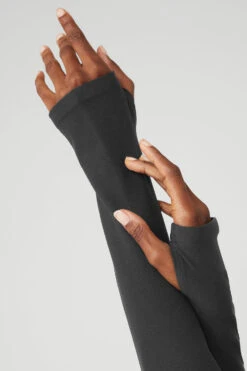 Alosoft 1/2 Zip Rapid Pullover - Anthracite 10 Alosoft 1/2 Zip Rapid Pullover - Anthracite -ALO ACTIVEWEAR SALE W3694R 02125 b1 s1 a4 1 m100