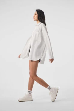 Dreamscape Button Down Long Sleeve - White -ALO ACTIVEWEAR SALE W3732R 00 b1 s1 a4 1 m54